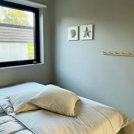 Holiday home Family With Sea View On Talgje