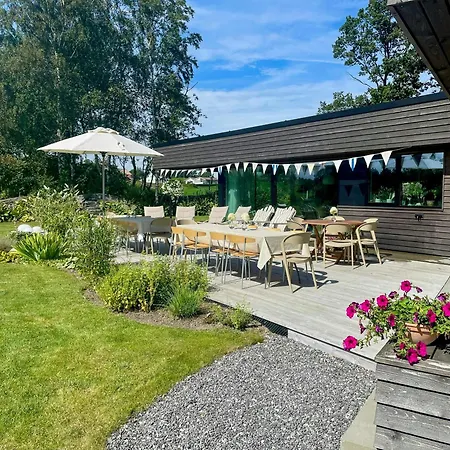 Сasa de vacaciones Family With Sea View On Talgje *